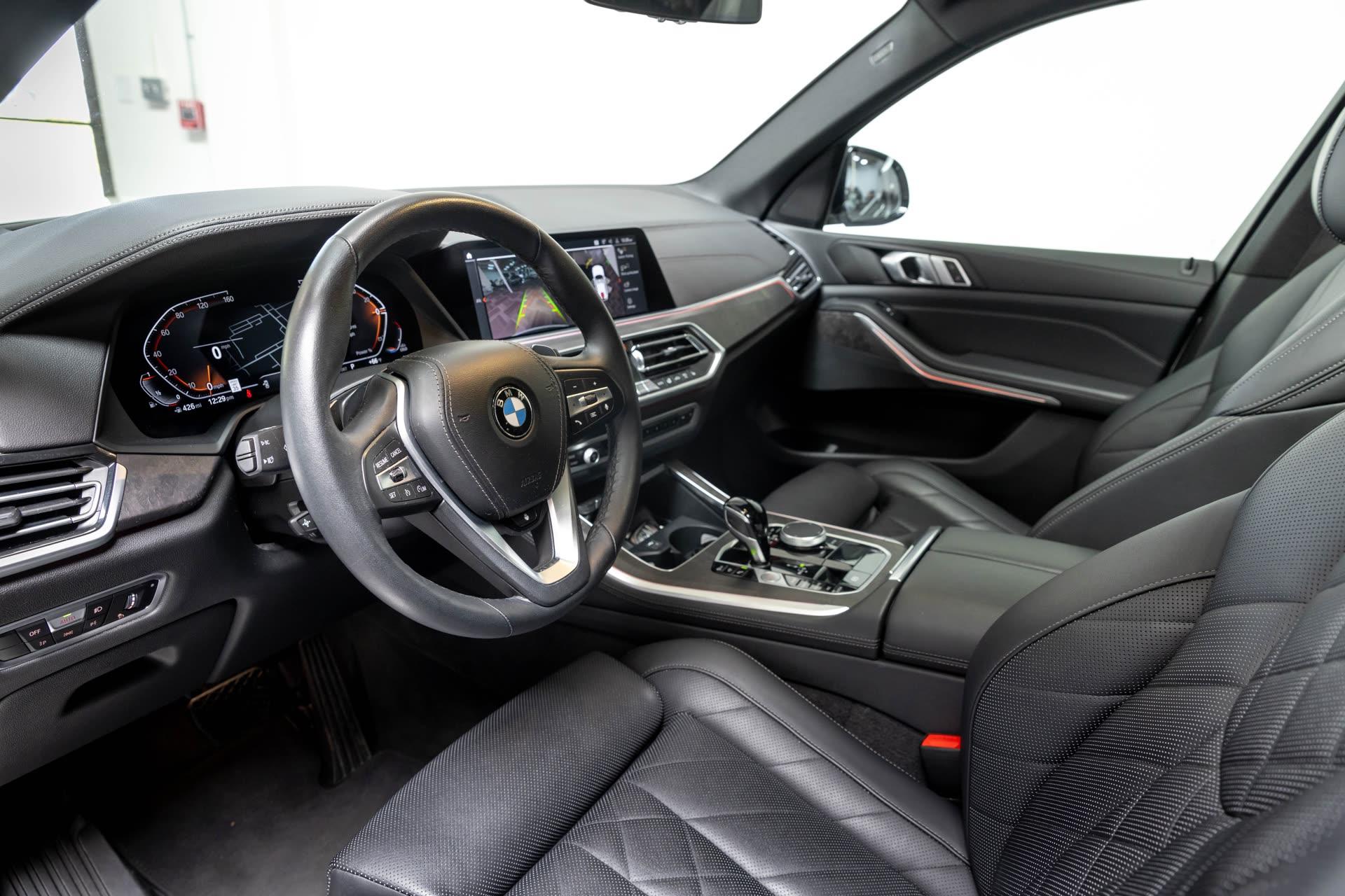 BMW X5 xDrive40i — vehicle photo 2
