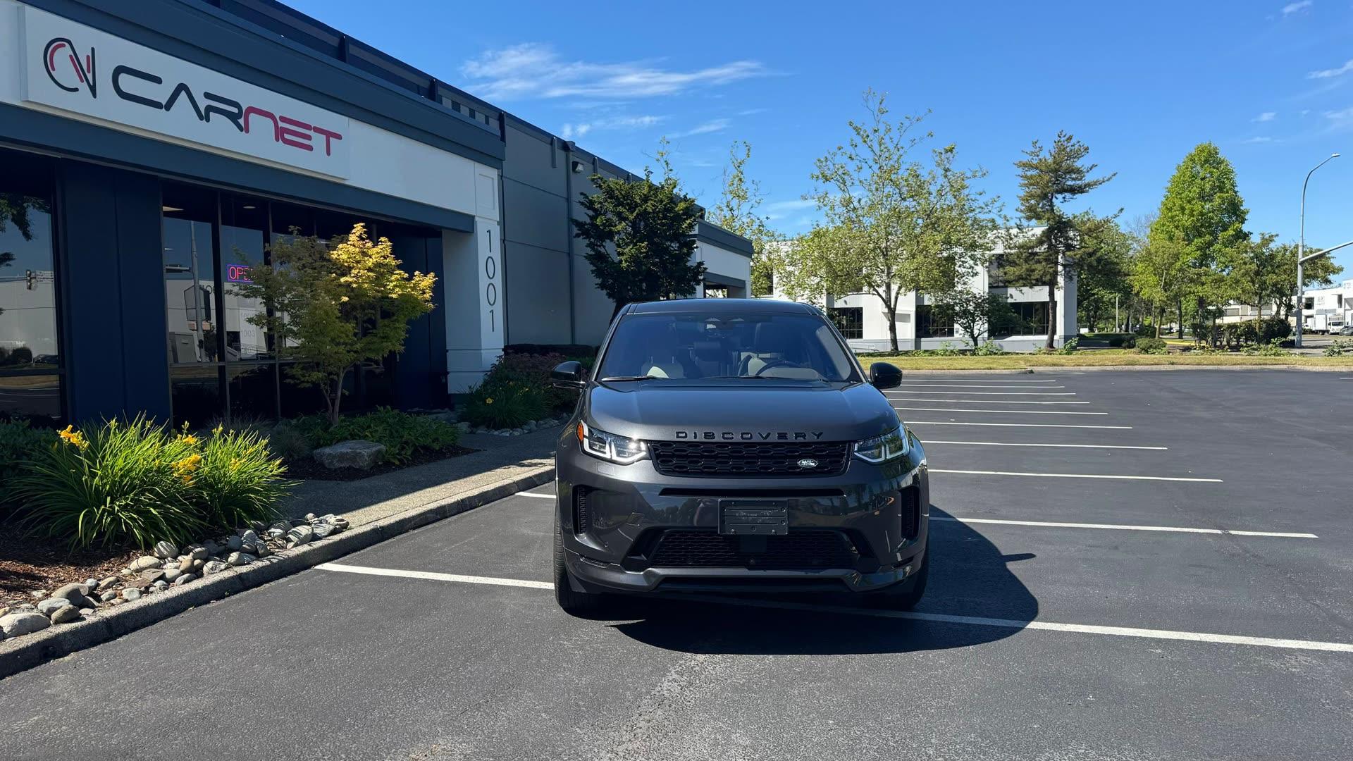 Land Rover Discovery Sport S R-Dynamic — vehicle photo 3