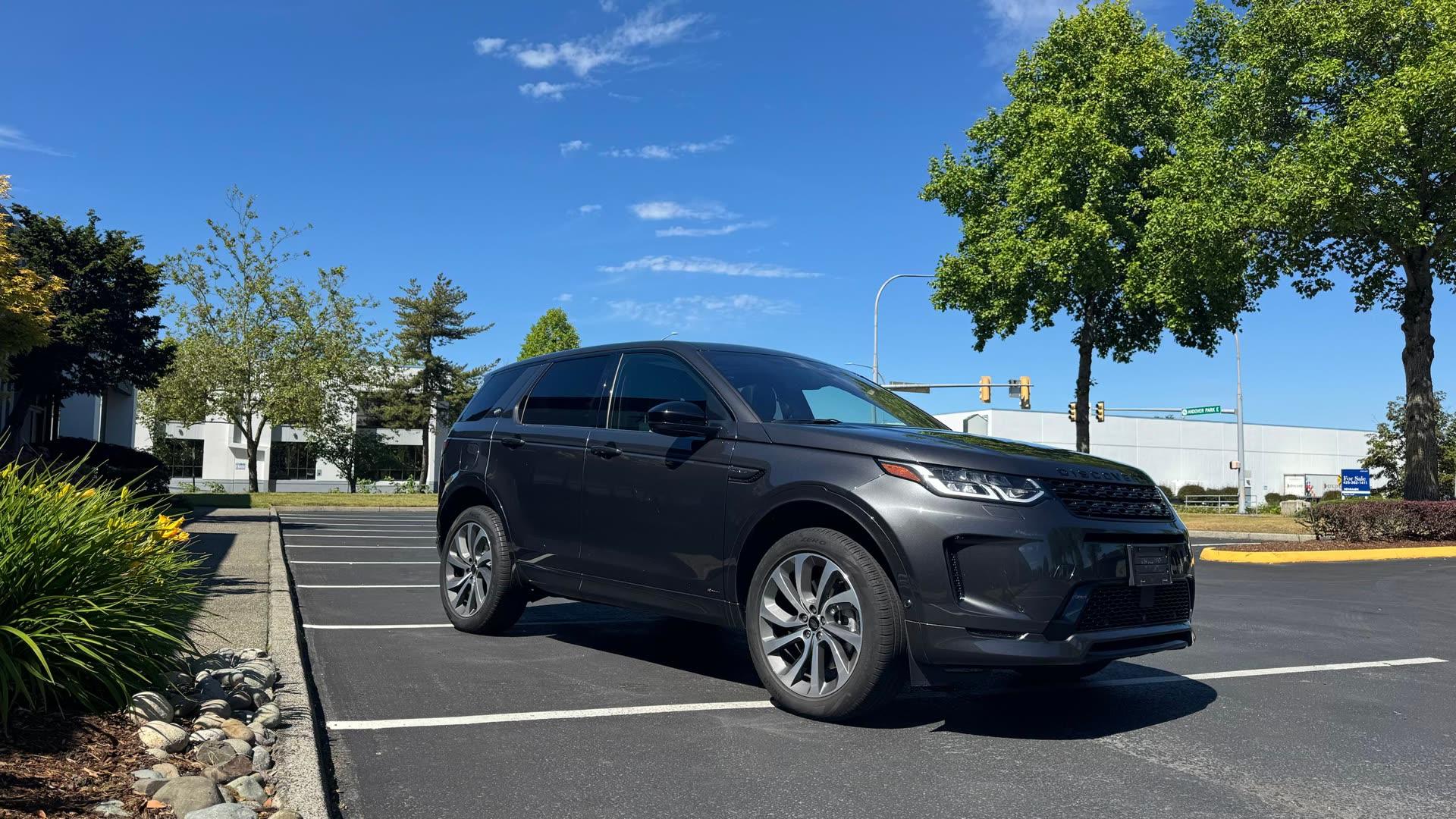 Land Rover Discovery Sport S R-Dynamic — vehicle photo 4