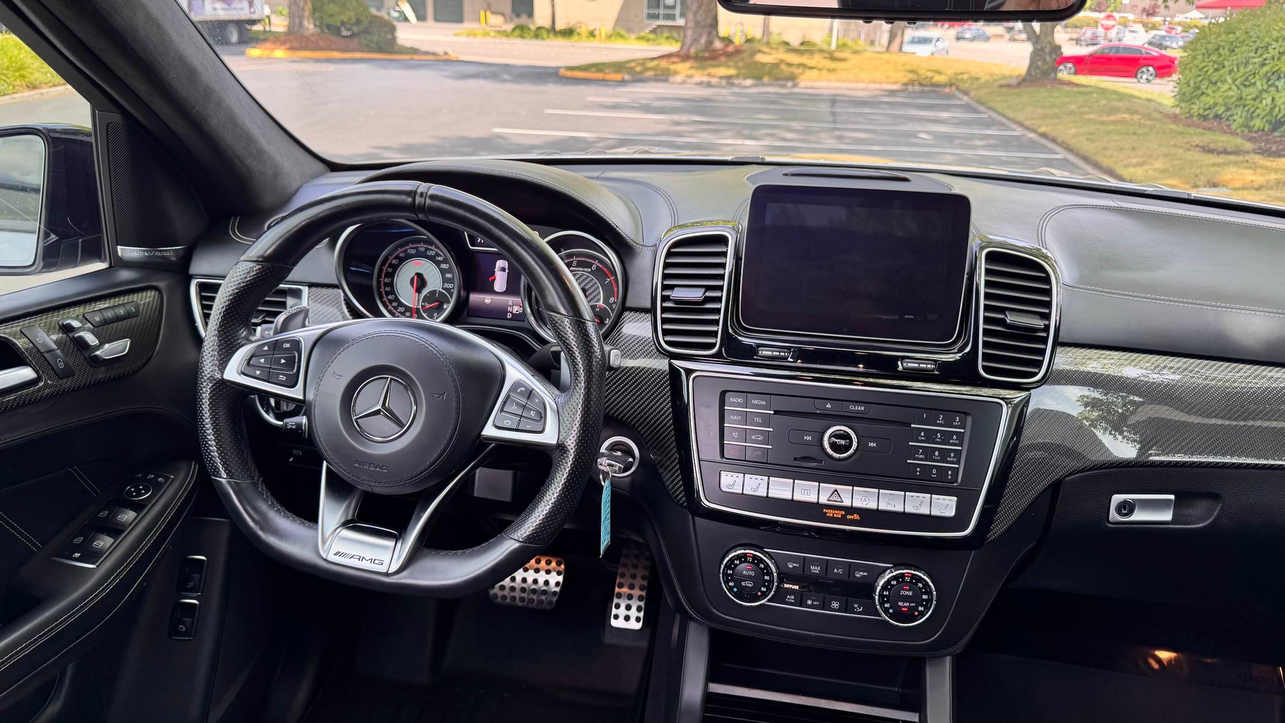 Mercedes-AMG GLS 63 — vehicle photo 4
