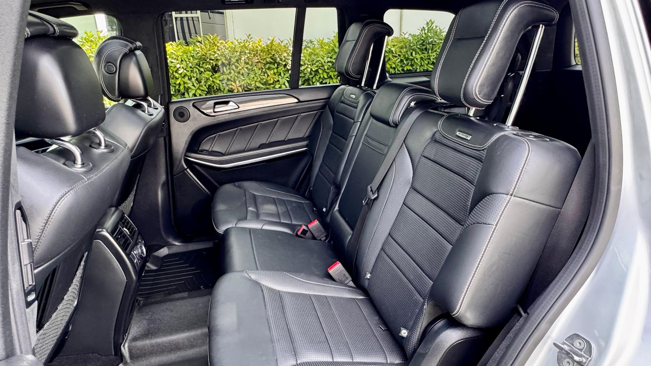 Mercedes-AMG GLS 63 — vehicle photo 6