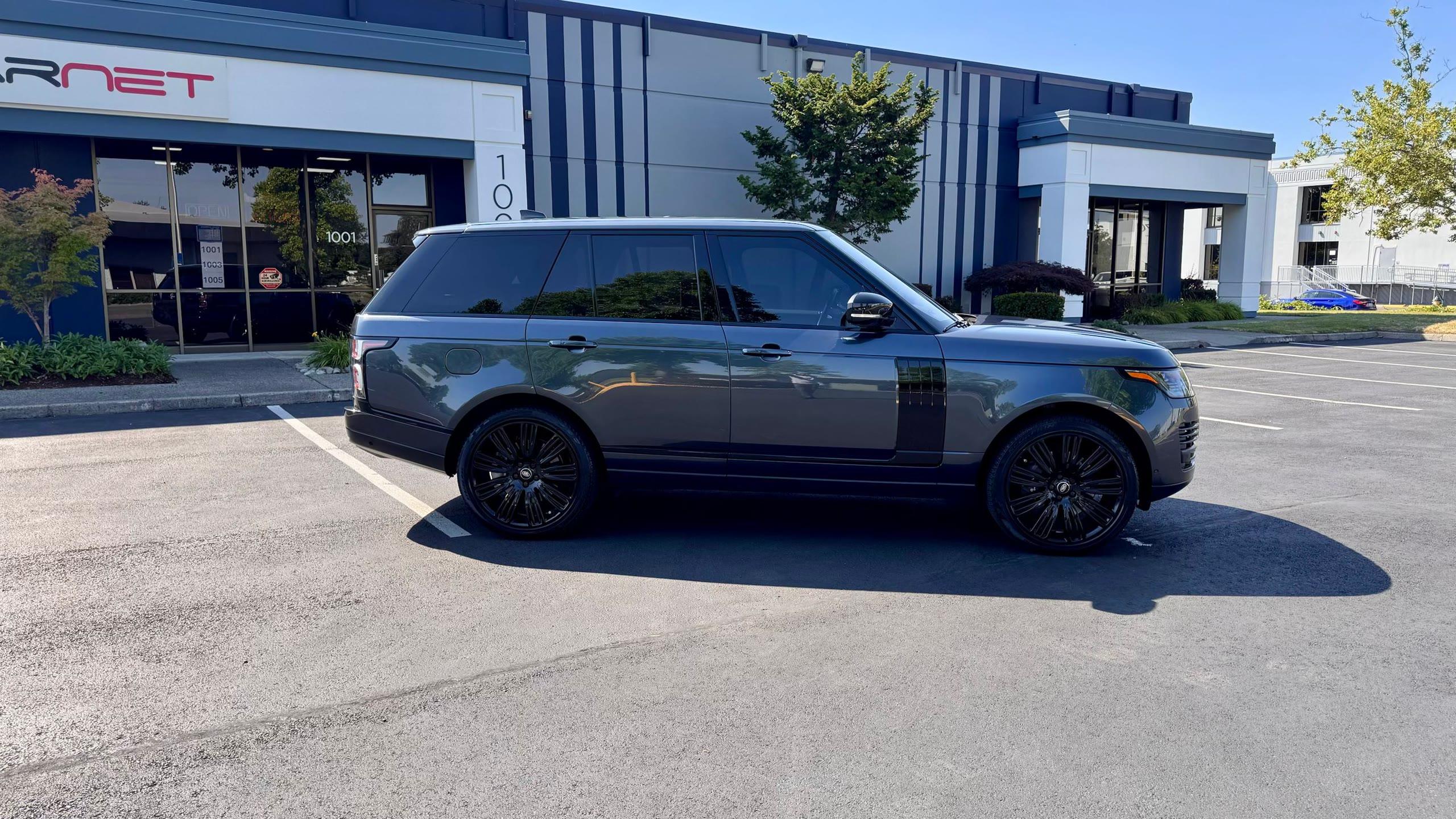 Land Rover Range Rover Westminster — vehicle photo 2