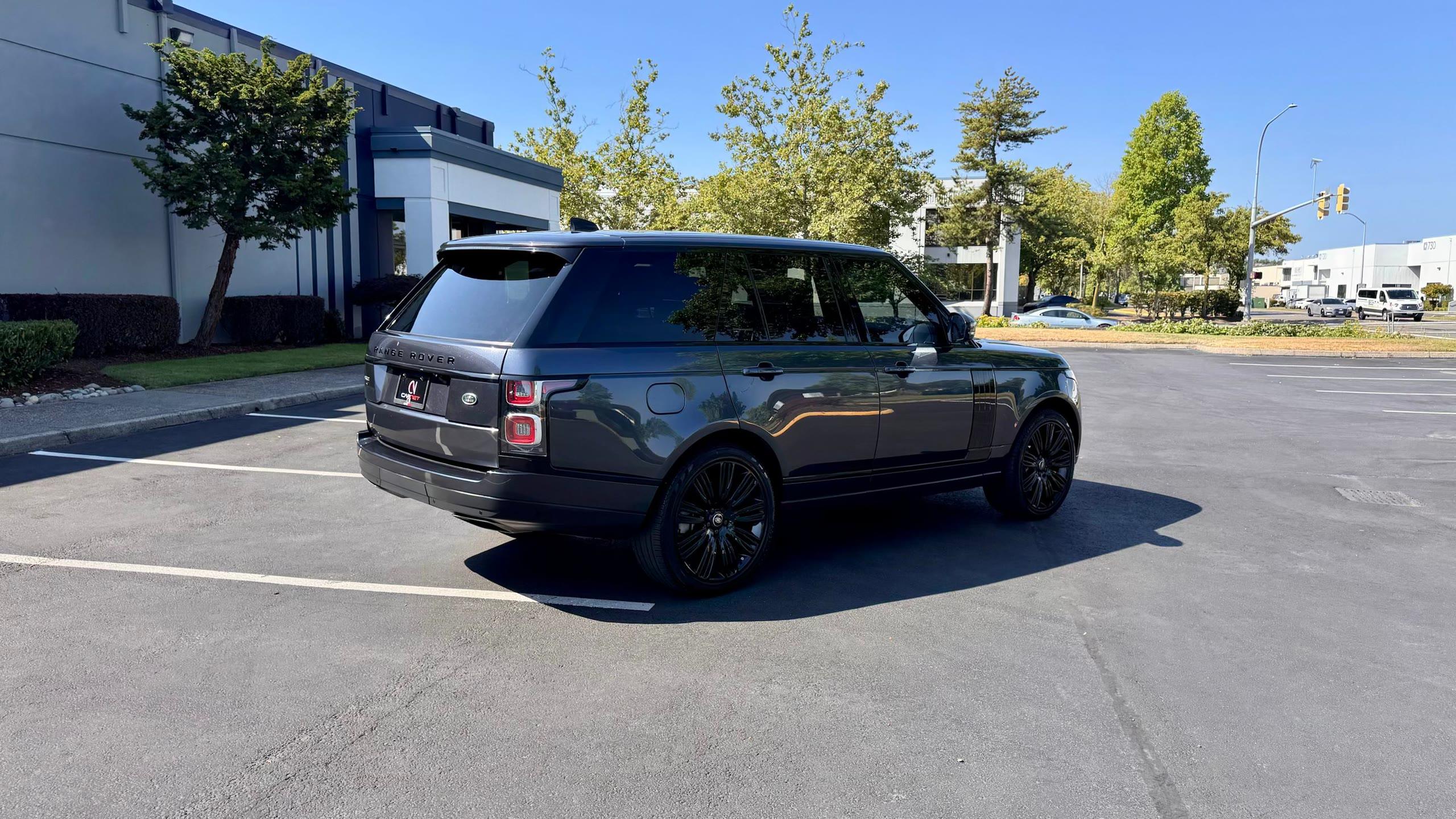Land Rover Range Rover Westminster — vehicle photo 13