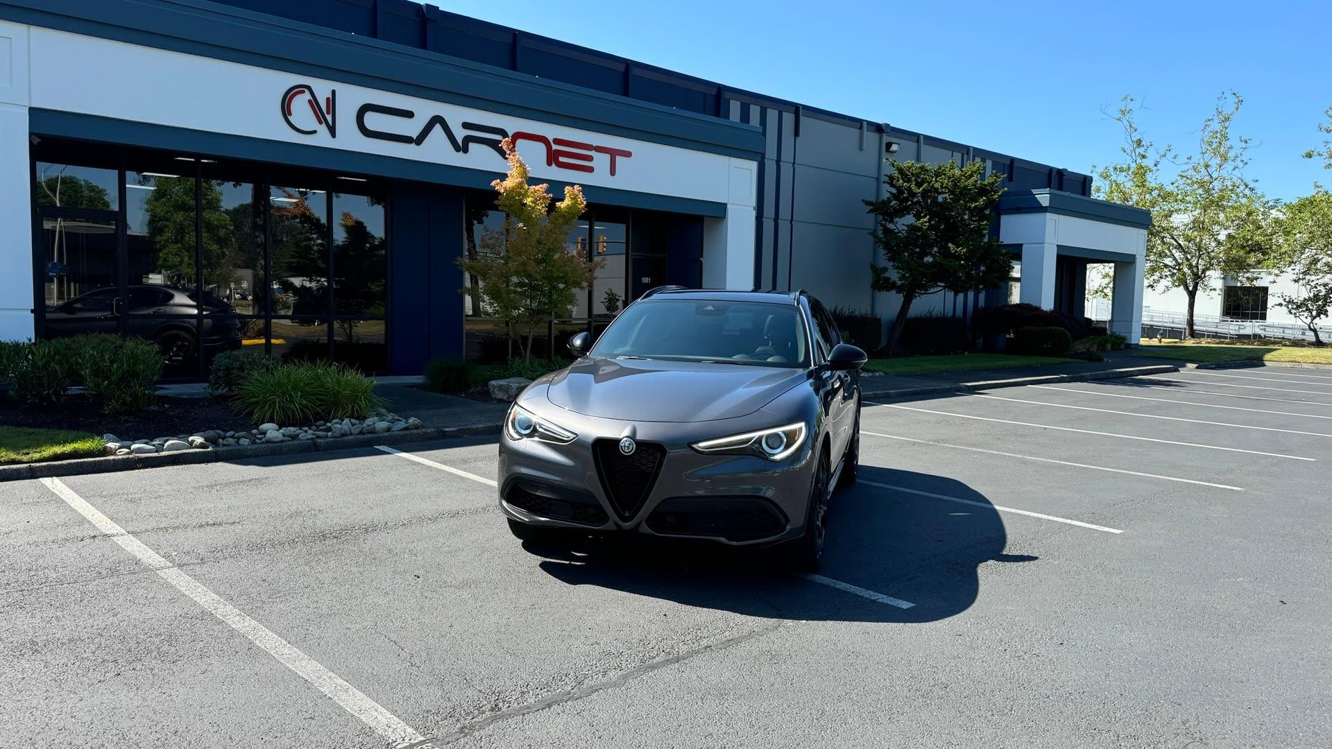 Alfa Romeo Stelvio Veloce — vehicle photo 1