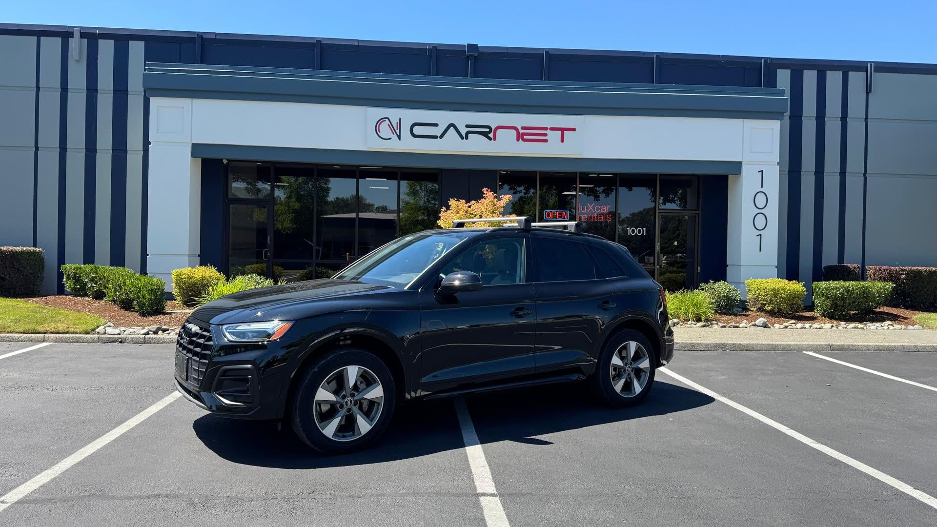 Audi Q5 Premium Plus — vehicle photo 1