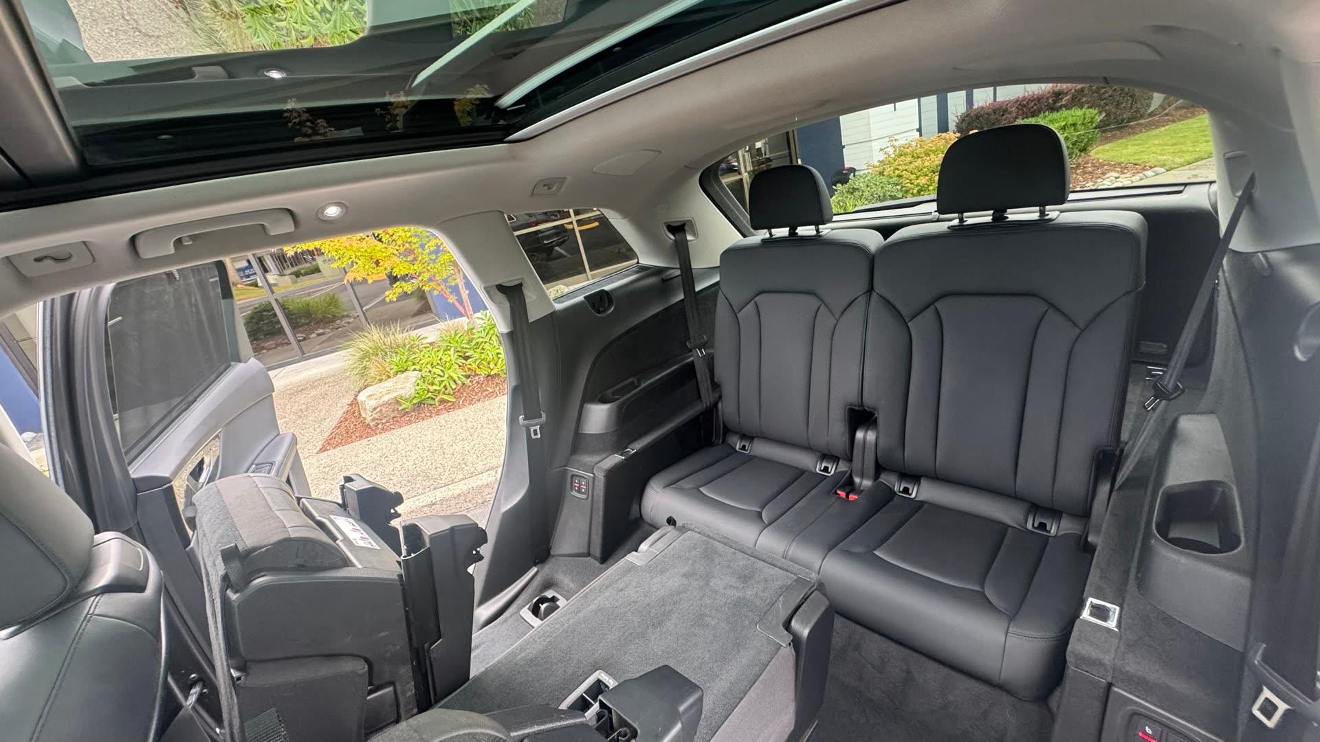 Audi Q7 Premium Plus — vehicle photo 6