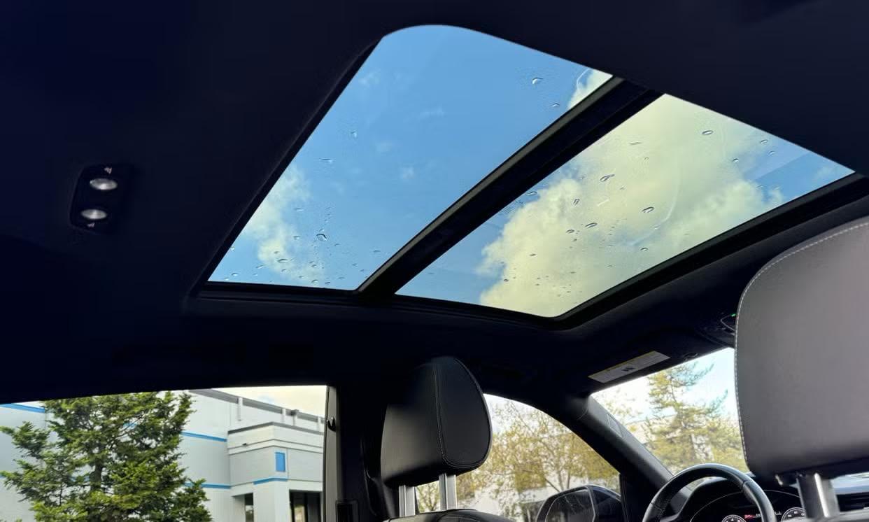 Audi Q8 — vehicle photo 6