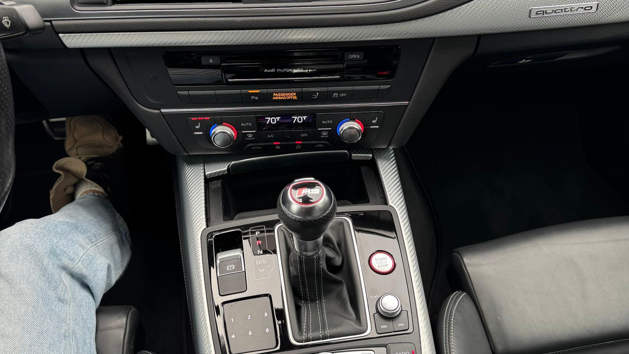 Audi RS 7 Prestige — vehicle photo 8