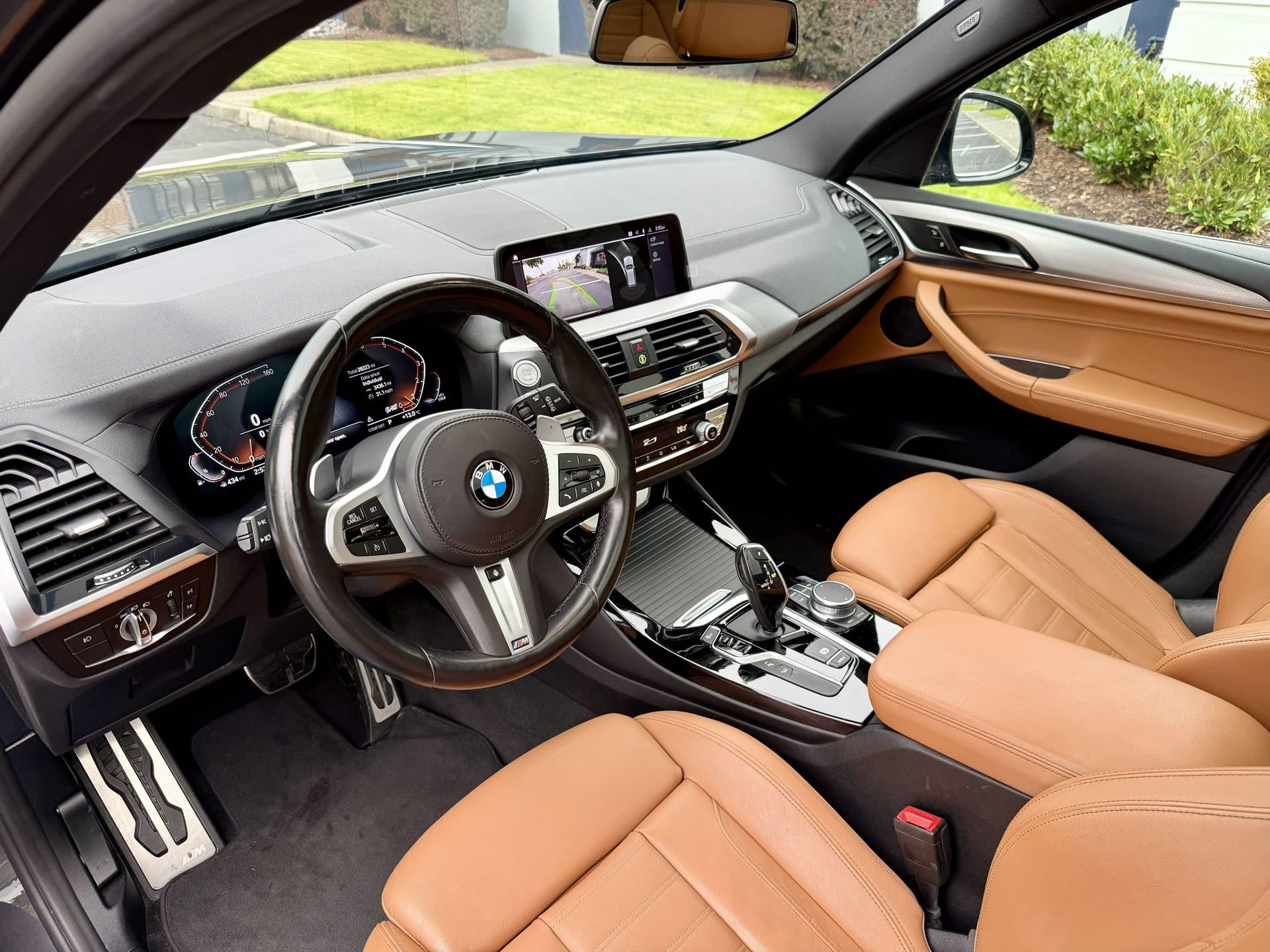 BMW X3 xDrive30i — vehicle photo 2