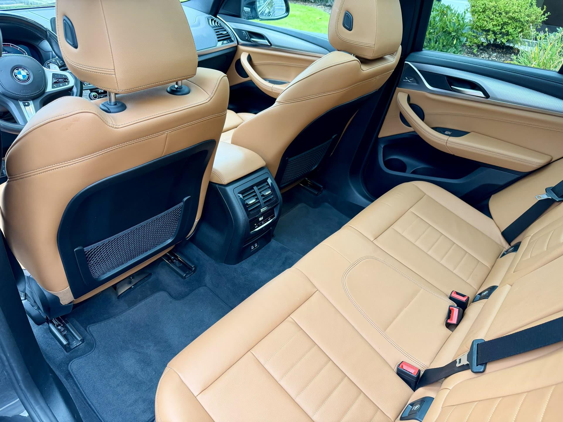 BMW X3 xDrive30i — vehicle photo 5