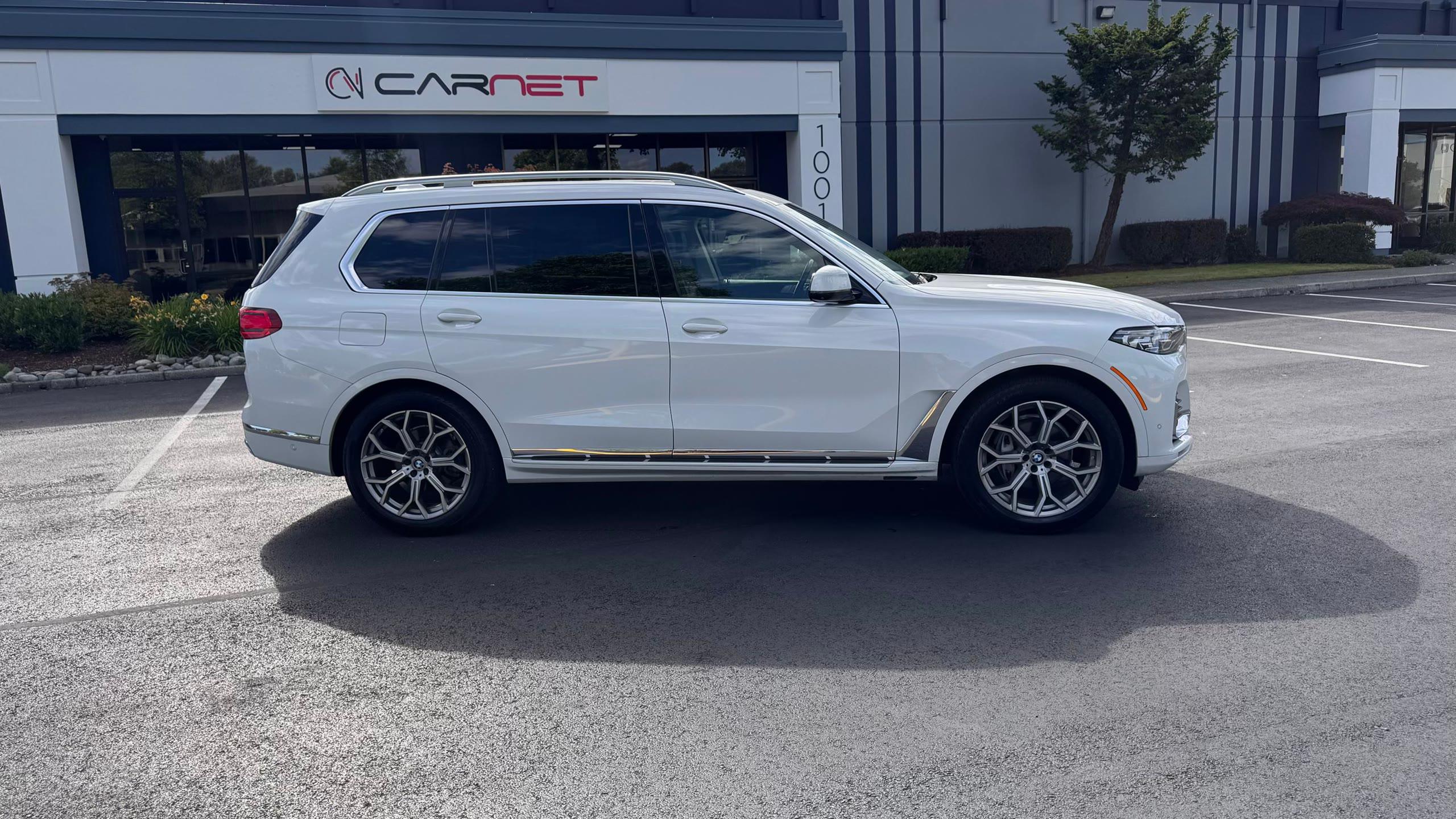 BMW X7 xDrive40i — vehicle photo 18