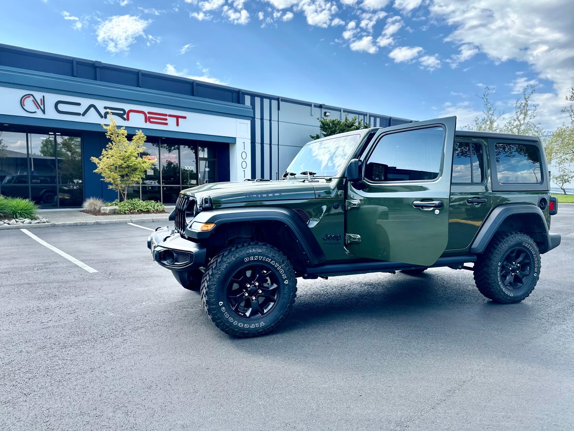 Jeep Wrangler Unlimited Willys — vehicle photo 1