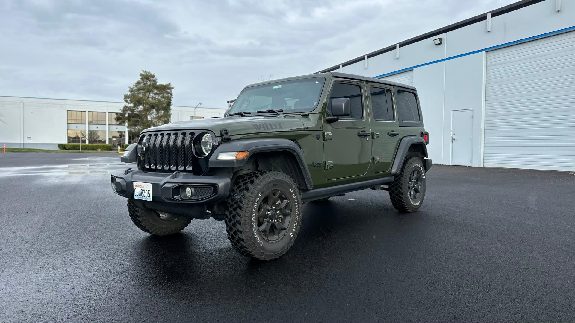 Jeep Wrangler Unlimited Willys — vehicle photo 6