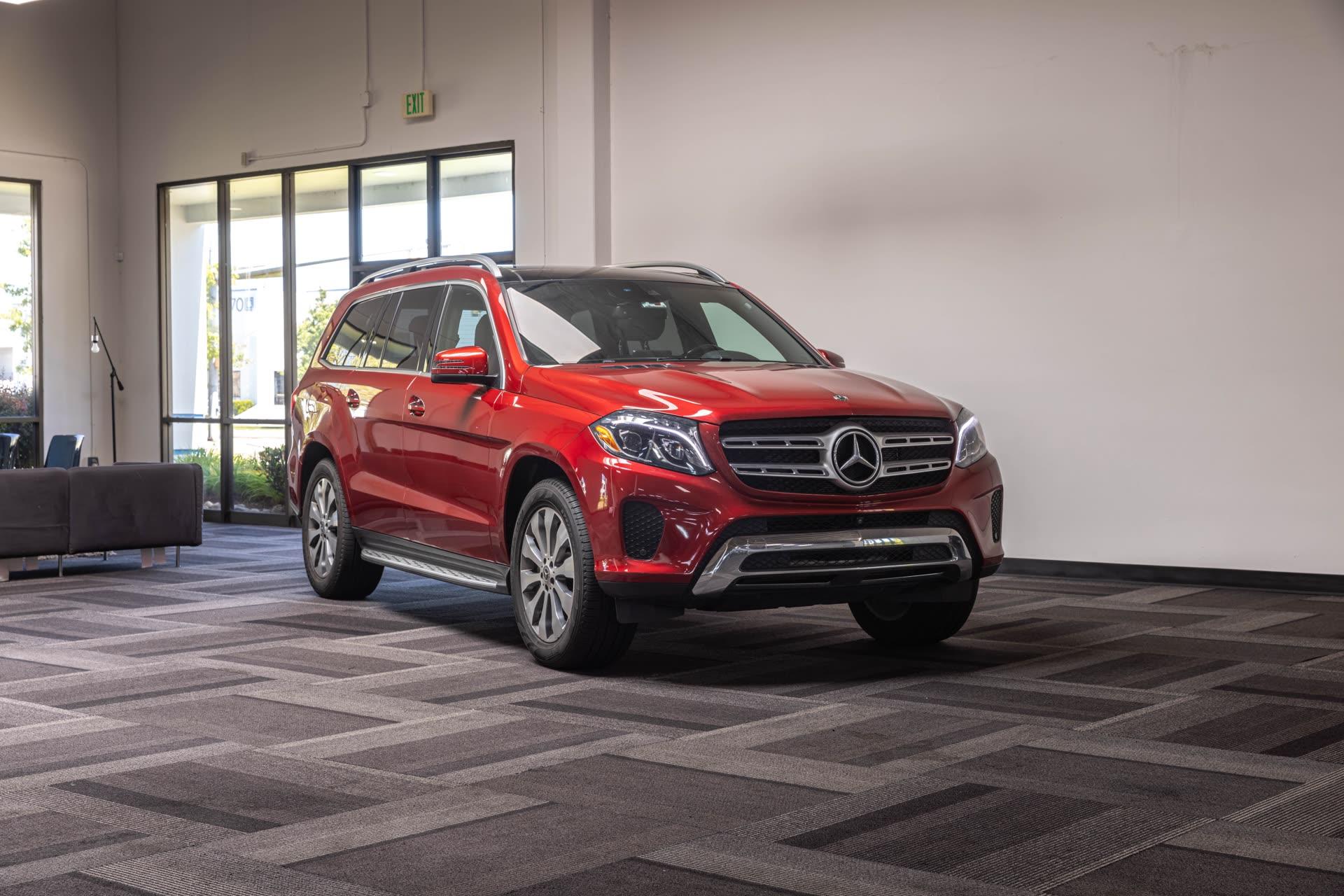 Mercedes-Benz GLS 450 — vehicle photo 1