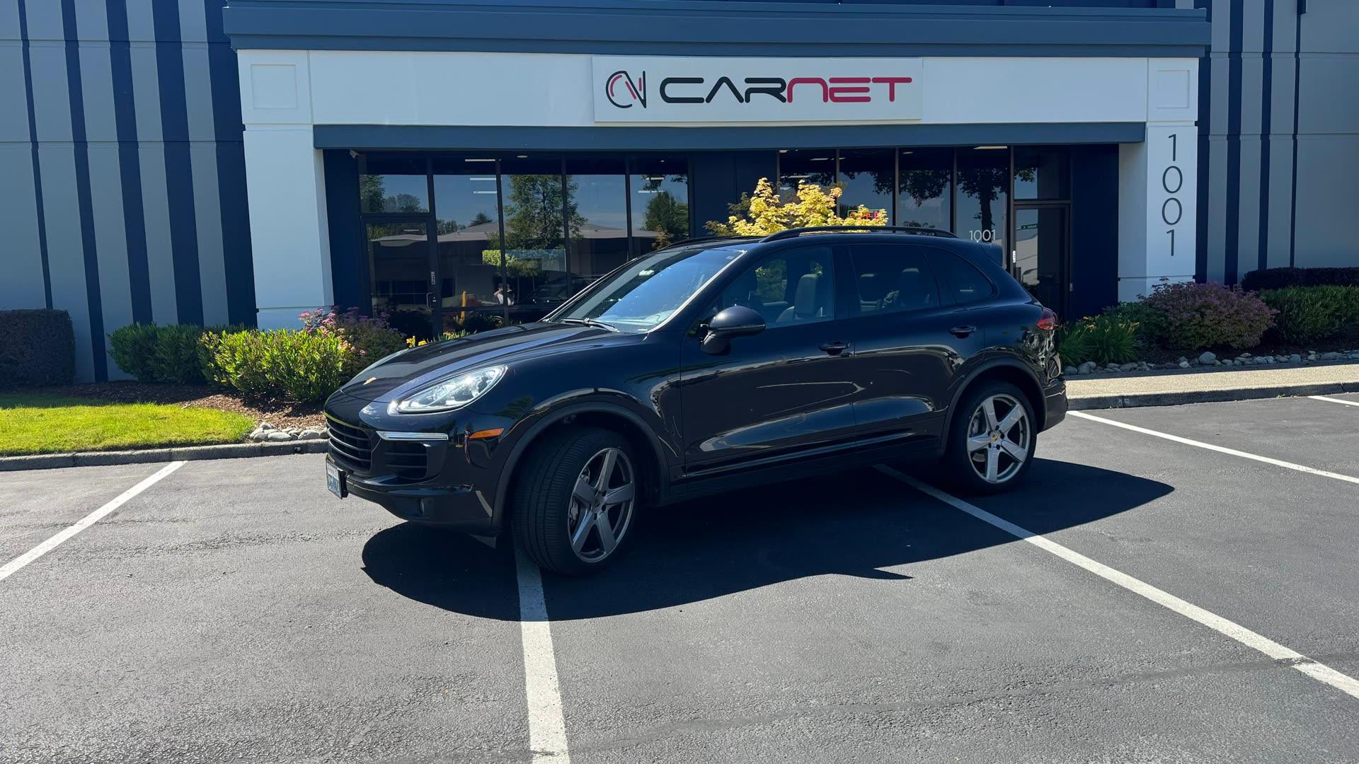 Porsche Cayenne S — vehicle photo 5
