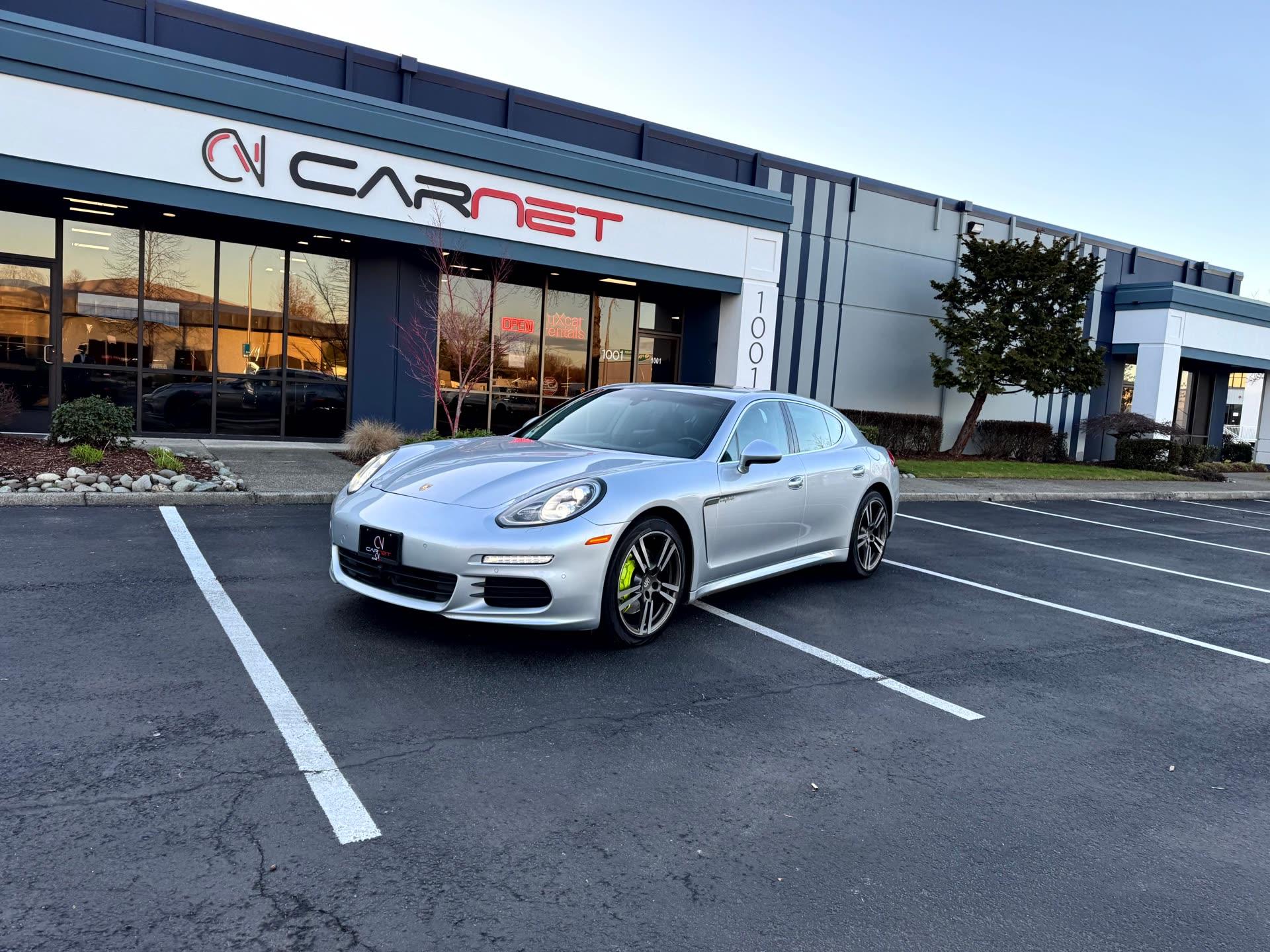 Porsche Panamera S E-Hybrid — vehicle photo 2