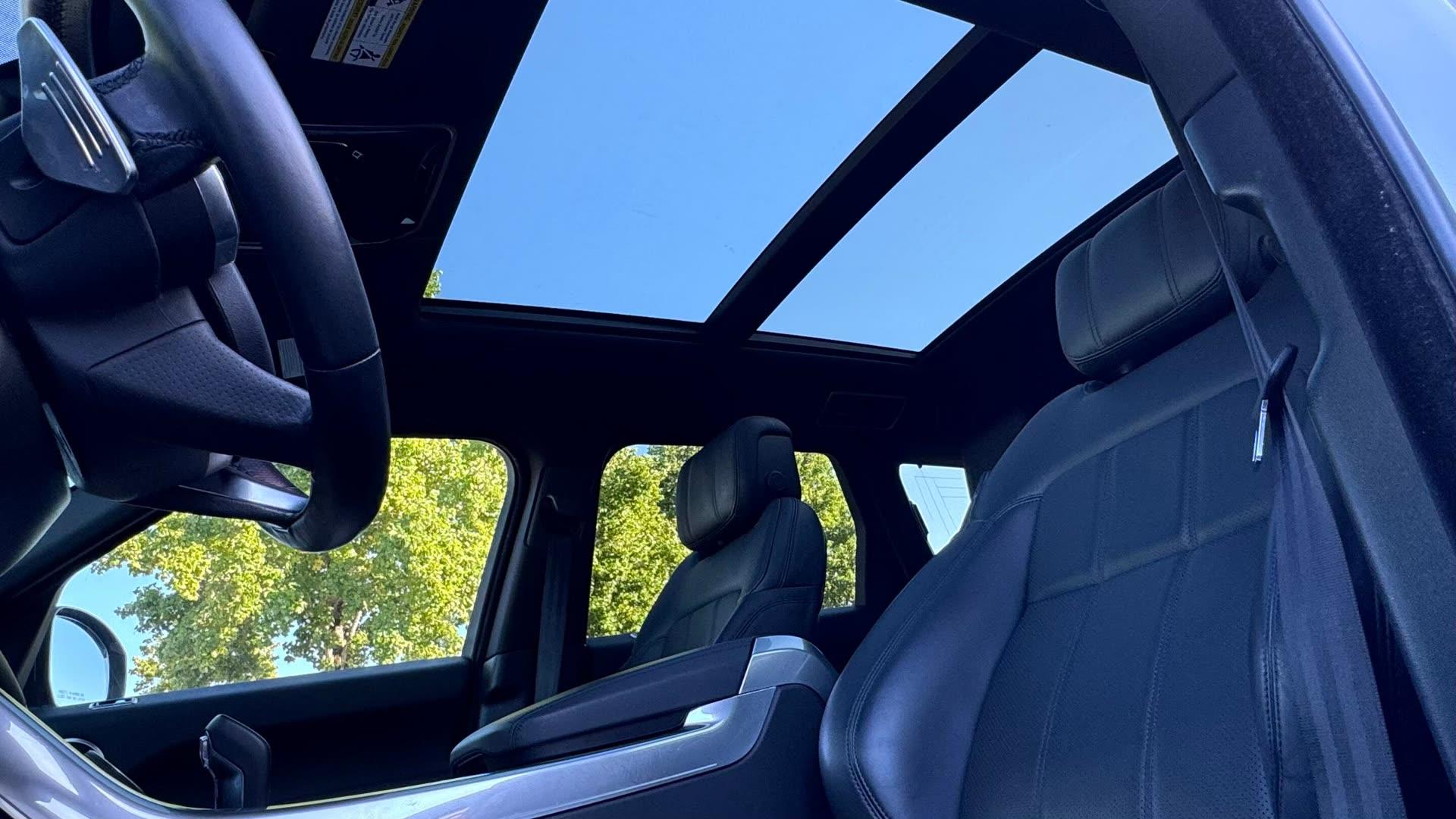 Land Rover Range Rover Sport Dynamic — vehicle photo 6