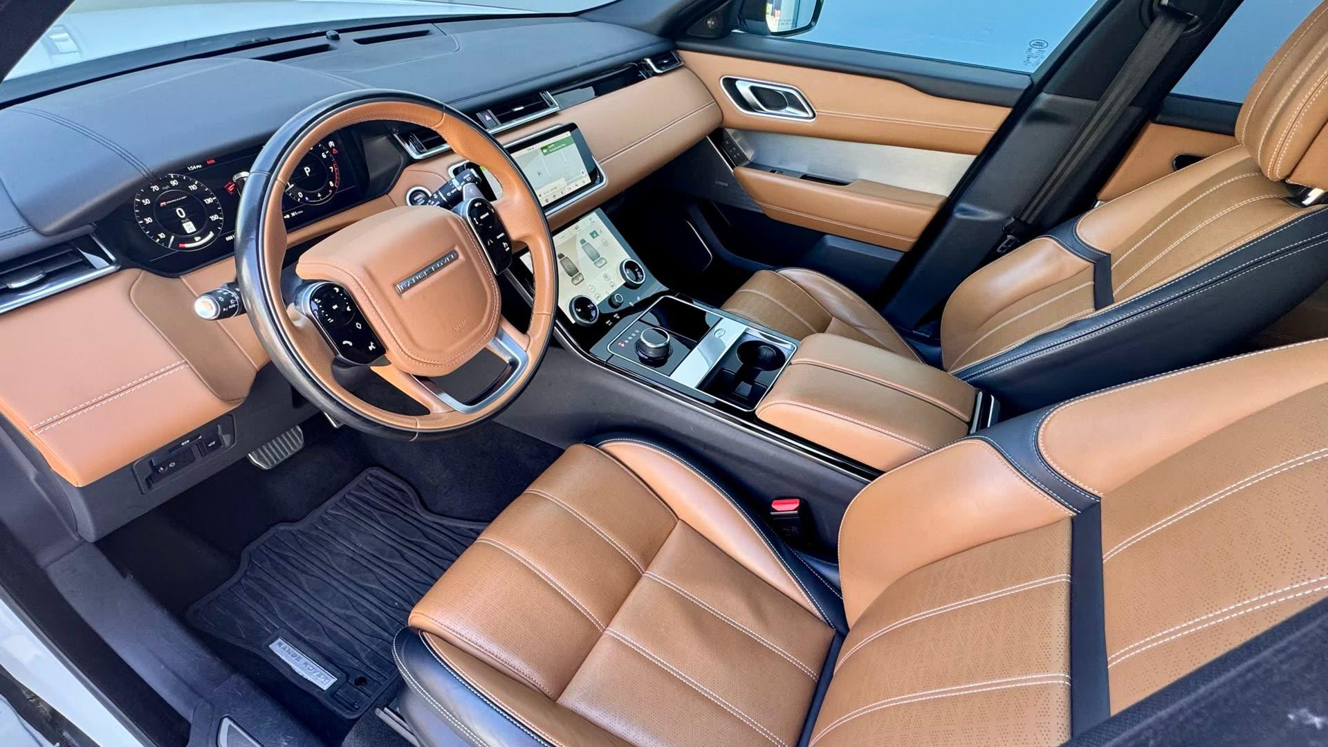 Land Rover Range Rover Velar R-Dynamic SE — vehicle photo 2
