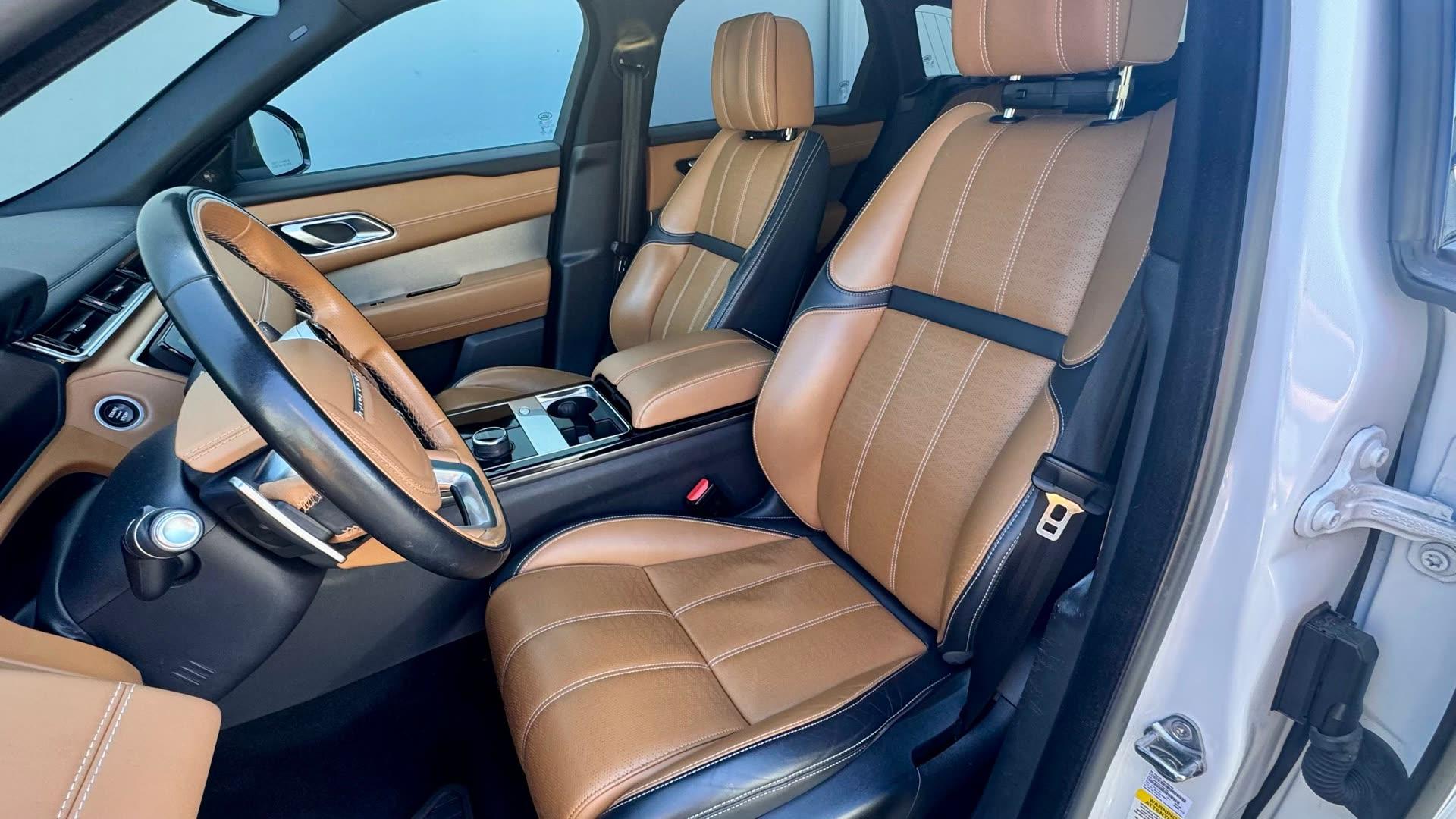 Land Rover Range Rover Velar R-Dynamic SE — vehicle photo 3